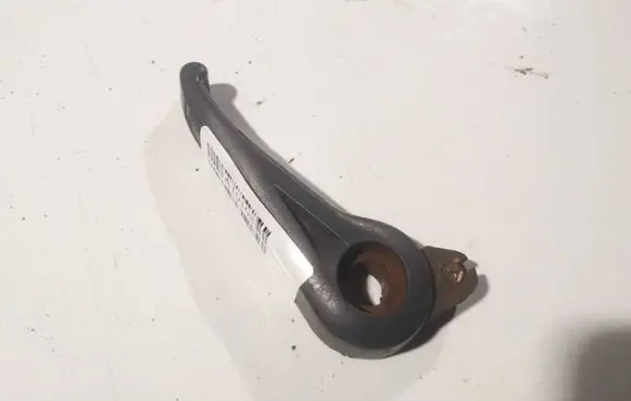 Engine bonnet (hood) release handle