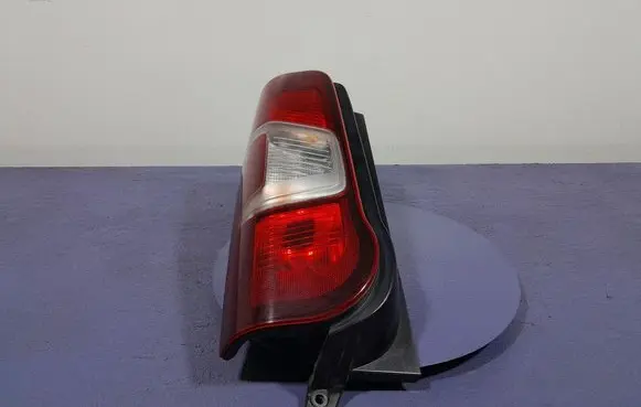 Chevrolet Combo Rear/tail lights 9819235880