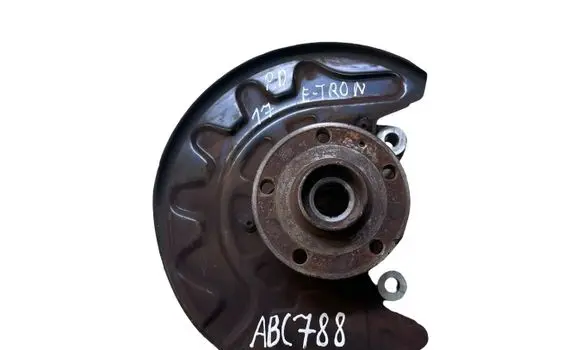 Audi A3 S3 8V Front wheel hub 5Q0407258A