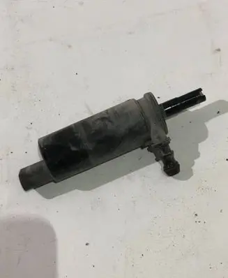 BMW 5 E60 E61 Headlight washer pump 57786310