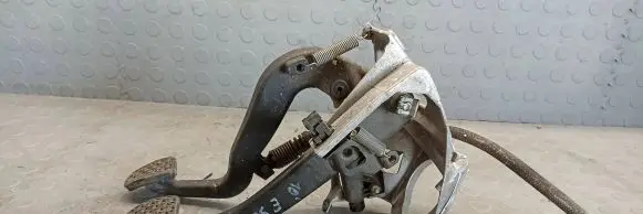 BMW 3 E90 E91 Pedal assembly 6762250
