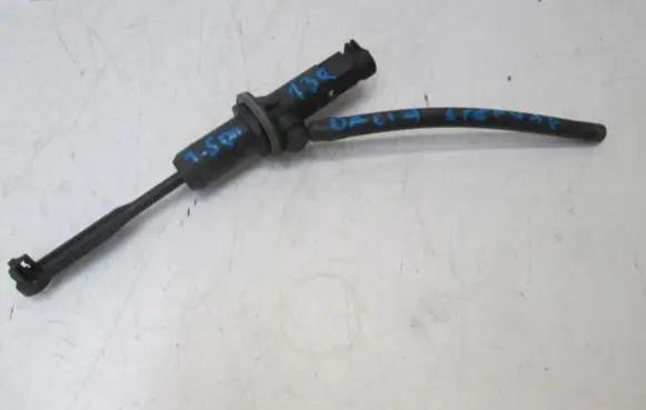Dacia Sandero III Clutch slave cylinder 