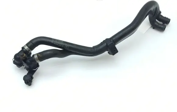 Mercedes-Benz SLK R171 Engine coolant pipe/hose A1718300224