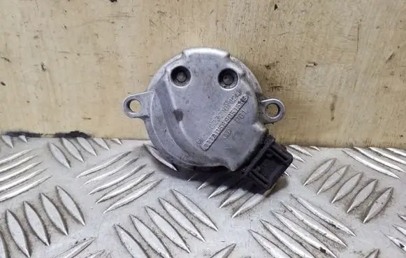 Audi A4 S4 B5 8D Camshaft position sensor 0232101024 058905161B