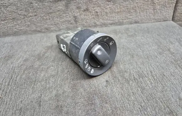 Audi A4 S4 B7 8E 8H Light switch 8E0941531D 8E0941531D5PR
