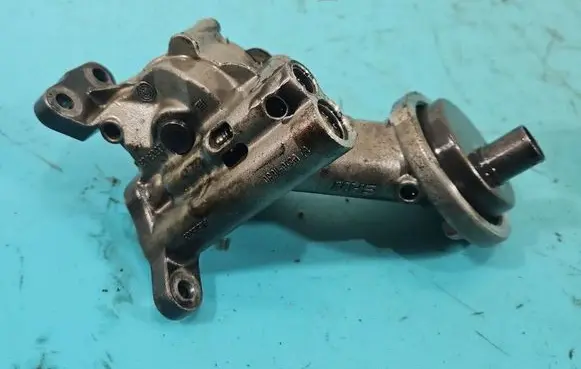 Audi A6 S6 C6 4F Oil pump 8705161630 IMPRK1552779