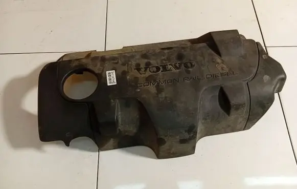 Volvo S60 Engine cover (trim) 08631624