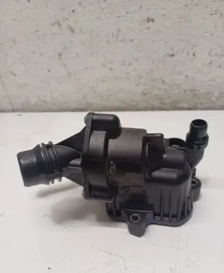 Thermostat/thermostat housing