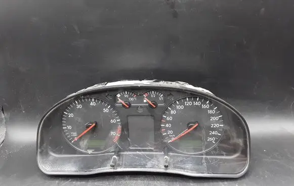 Volkswagen PASSAT B5 Speedometer (instrument cluster) 3B0920802 110008960
