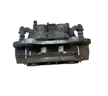 Chrysler Pacifica Front brake caliper 17986801