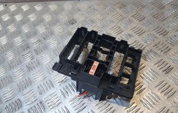 Porsche Panamera (970) Fuse module 97061034900