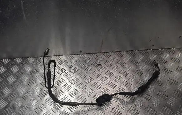 Volvo S60 Clutch pipe/line 