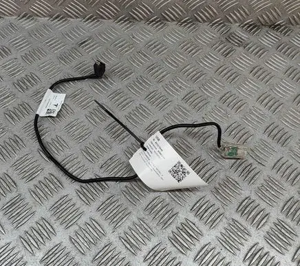 Tesla Model X USB socket connector 104753700C