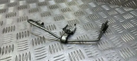 Honda CR-V Fuel injector supply line/pipe 