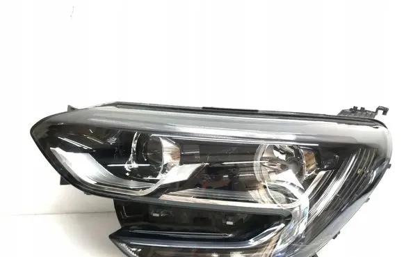 Renault Megane IV Headlight/headlamp