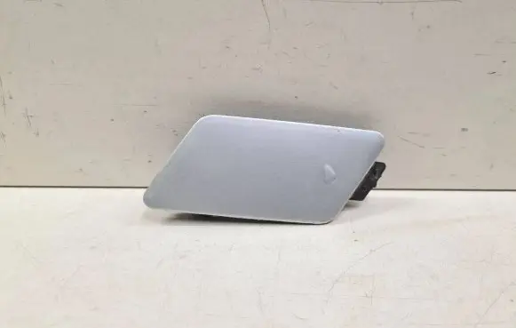 Rear bumper row hook cap/cover