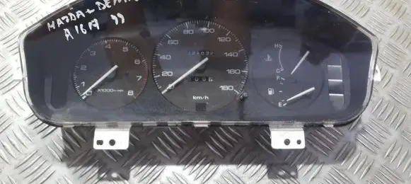Mazda Demio Speedometer (instrument cluster) 769118890 769477-630