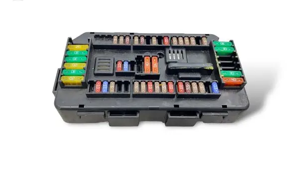 BMW 1 F20 F21 Fuse module 9337879