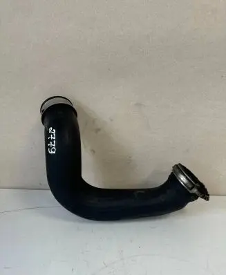Mercedes-Benz S W221 Intercooler hose/pipe A2215281082 556730D 20599F
