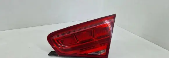 Audi A8 S8 D4 4H Tailgate rear/tail lights 4H0945094 E28012802