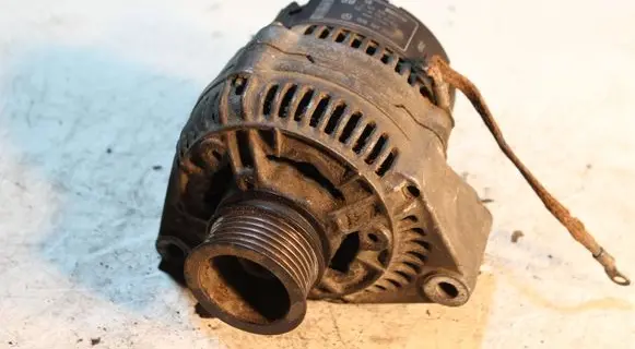 Mercedes-Benz E W210 Generator/alternator 0091543002 0123335003