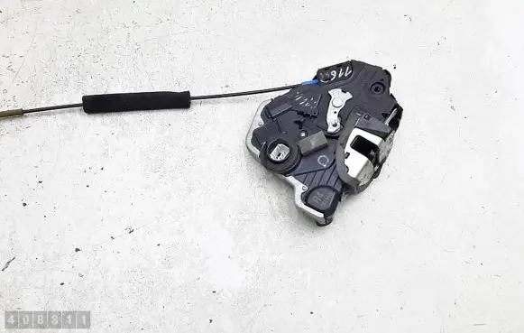 Lexus IS 220D-250-350 Front door lock 7a1310