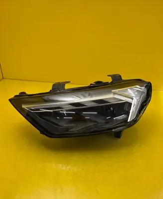 Audi A1 Headlight/headlamp 82A941033D