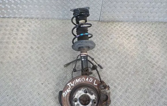 Renault Twingo III Front wheel hub spindle knuckle