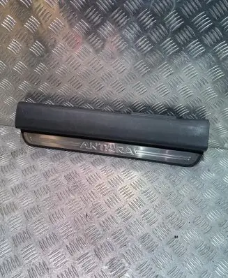 Opel Antara Front sill trim cover 96630458