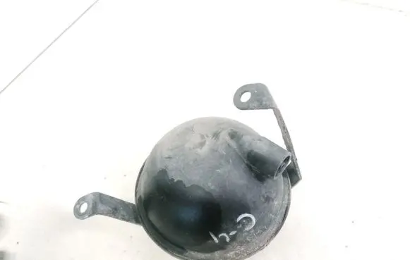 Vacuum air tank