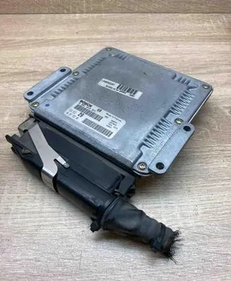 Citroen C5 Engine control unit/module ECU 9638795280 0281010371
