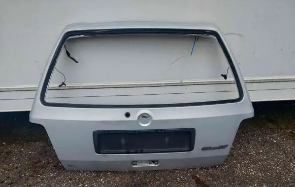Volkswagen Golf III Tailgate/trunk/boot lid