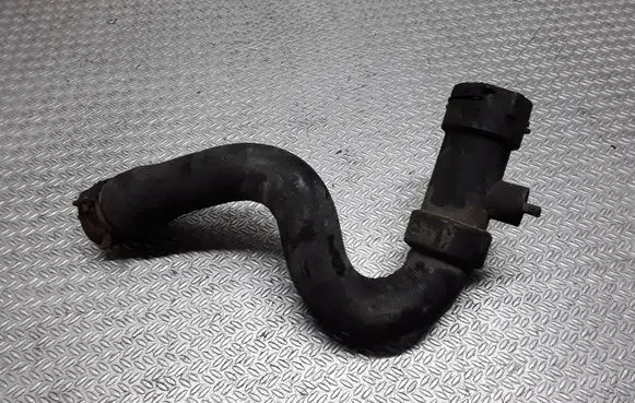 Audi A6 S6 C5 4B Engine coolant pipe/hose 4B0121049D