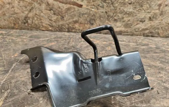 Opel Mokka B Seat back rest lock catch 210742 384467