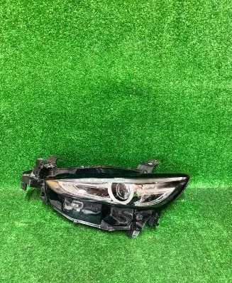 Mazda 6 Headlight/headlamp GRF551040