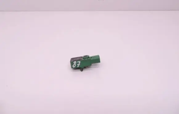 Volvo V50 Airbag deployment crash/impact sensor 30775521 D87
