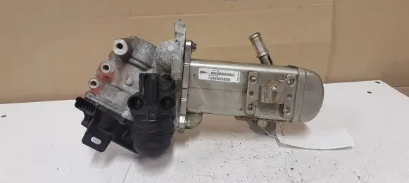 Ford Galaxy EGR valve cooler V29004027 30725888