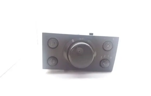 Opel Vectra C Light switch 153544