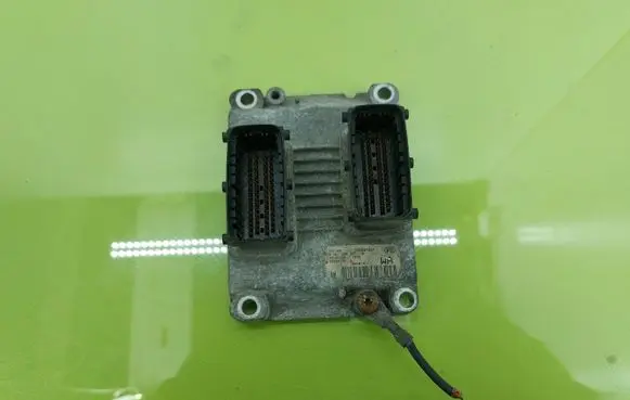 Opel Agila A Engine control unit/module 0261208397