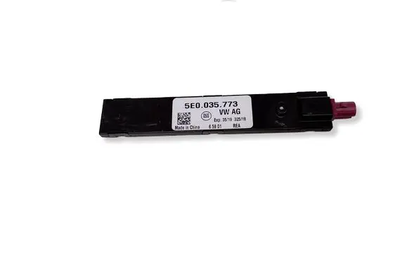 Skoda Superb B8 (3V) Aerial antenna amplifier 5E0035773