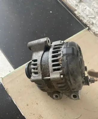 Chrysler Town & Country V Generator/alternator TN4210000771