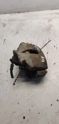 Volkswagen Jetta VI Front brake caliper