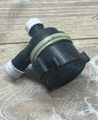 Porsche Macan (95B) Electric auxiliary coolant/water pump 12402101200 210616 194142
