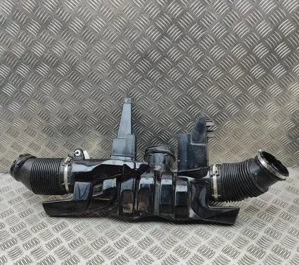 Land Rover Defender Air intake duct part CPLA6C700DA M8B26C700AC