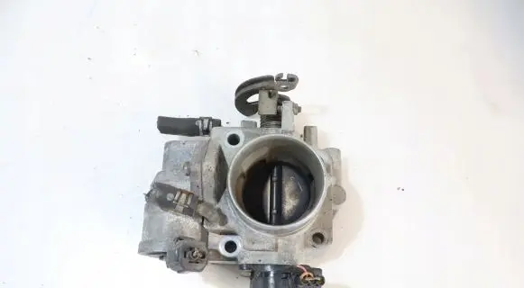 Mazda 323 Throttle body valve 