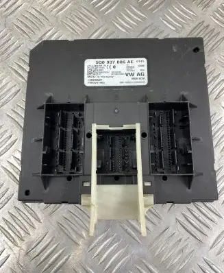 Volkswagen Golf VII Comfort/convenience module 5Q0937086AE F005V01665
