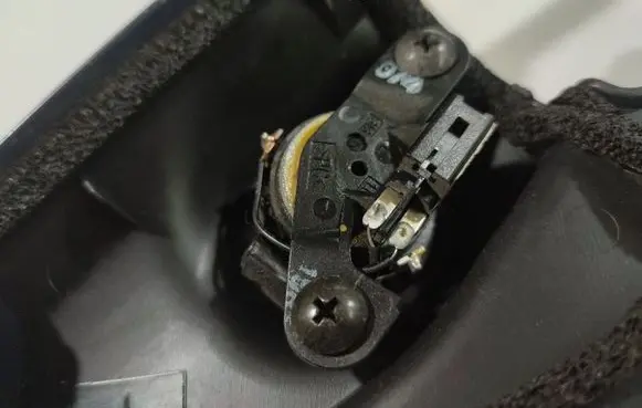 Nissan Note (E11) Front door speaker