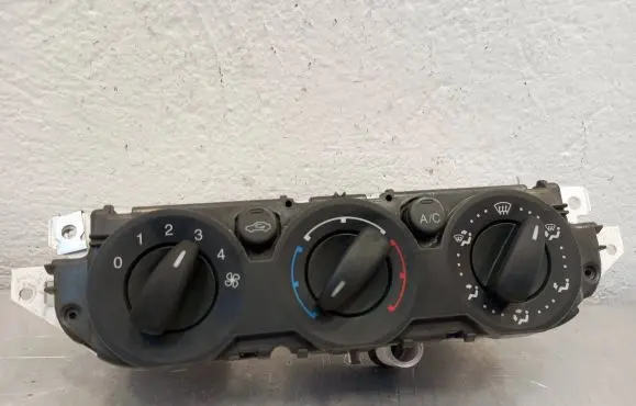 Ford Focus Climate control unit 3M5T19980AD 69607320