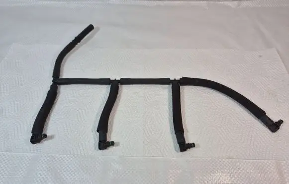 Audi A1 Fuel return line/hose 2136300 CKR2136300