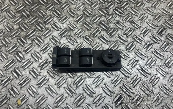 Ford Focus Electric window control switch 8M5T14A132AB